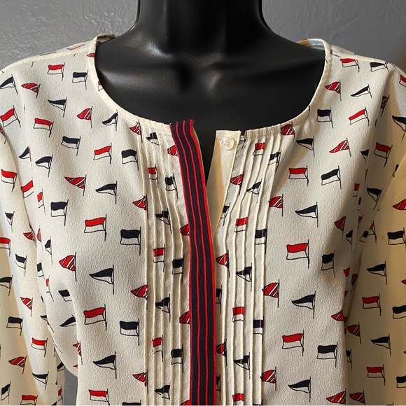 Talbots Ivory Blue & Red Sail nautical Flag Blouse - Picture 9 of 15